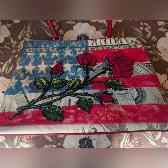 Isabella Fiore Vintage American Flag Bag Purse Beaded Roses - Picture 1 of 7